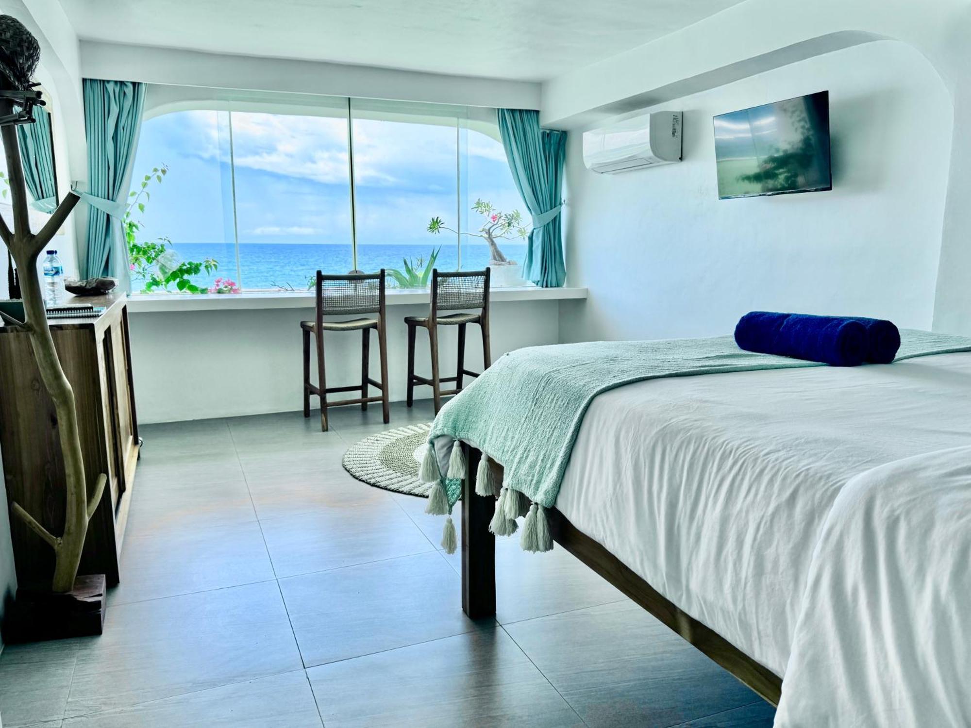 Bale Bingin Beachfront Stay Uluwatu Rum bild