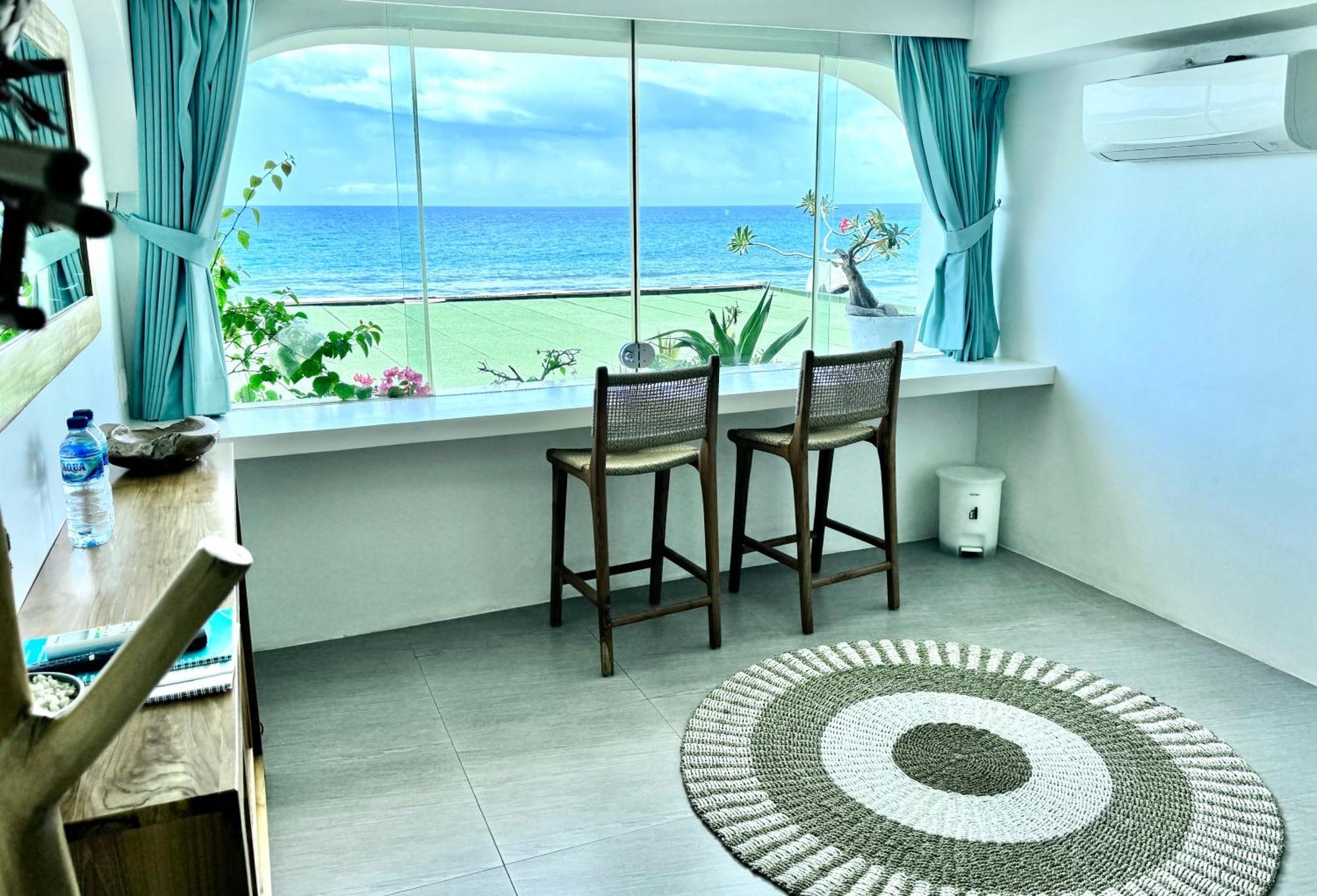 Bale Bingin Beachfront Stay Uluwatu Rum bild