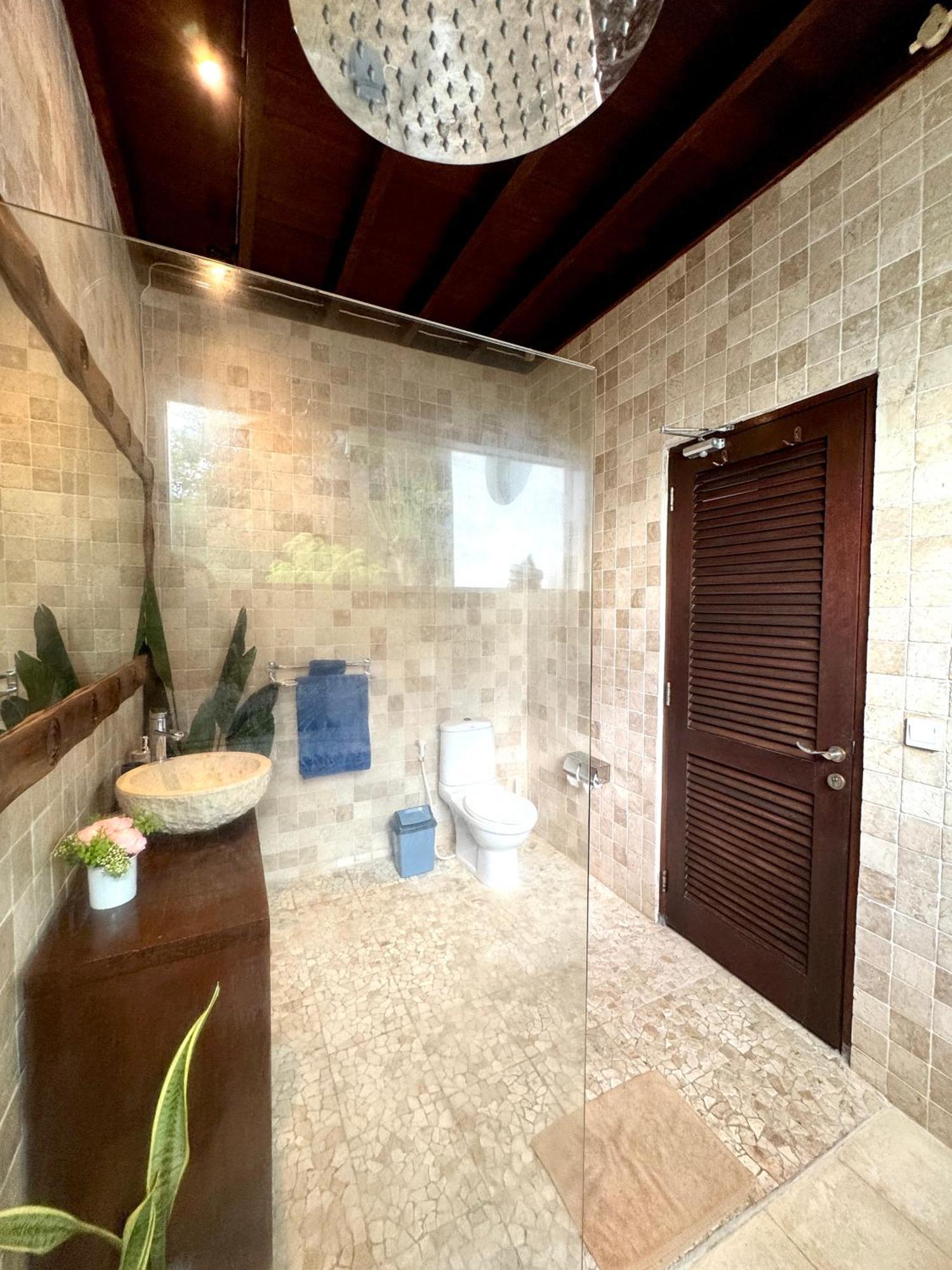 Bale Bingin Beachfront Stay Uluwatu Rum bild
